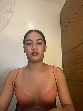 sexyasiancock yllana online show from June 29, 1:22 pm