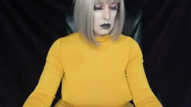 Danielle tv33 online show from March 14, 8:11 pm