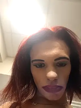 translady19 online show from June 20, 2:36 am