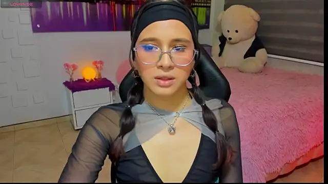 kumikoxxx online show from June 23, 4:53 am
