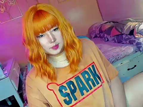 HOTnWILDalice online show from November 23, 1:19 am