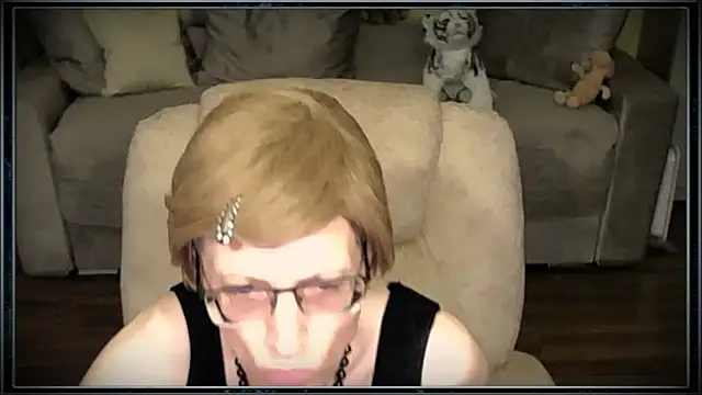 clementine online show from February 17, 8:55 am