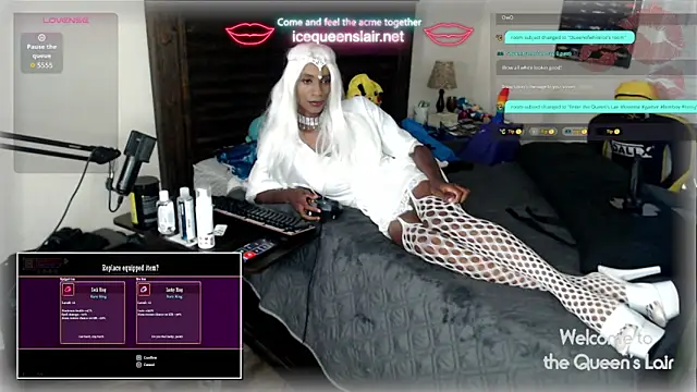 Snapshot of QueenofWhiteIce chatting on September 13, 2:50 am QueenofWhiteIce online show from September 13, 2:50 am
