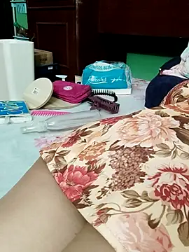 QueenSoreal online show from March 14, 7:28 pm