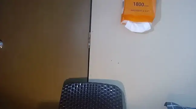 Snapshot of CasandraDiaz chatting on March 15, 12:43 am CasandraDiaz online show from March 15, 12:43 am