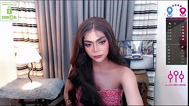 Fantacyoflove online show from October 1, 7:14 pm