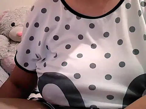 Snapshot of ur_ladyboy_fantasy chatting on September 13, 9:26 am ur ladyboy fantasy online show from September 13, 9:26 am