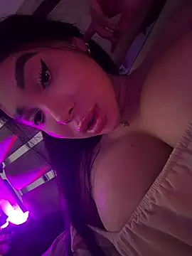 Dahiana white online show from February 4, 10:47 pm