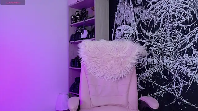 antoniaacxx online show from February 24, 8:46 pm