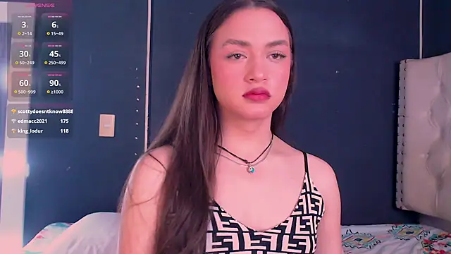 valen thompson online show from December 15, 12:51 am