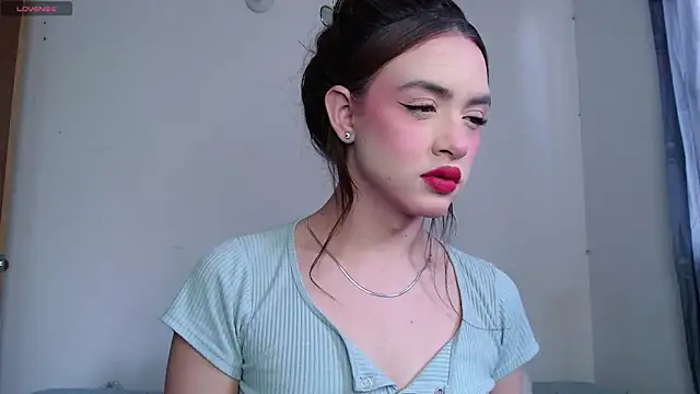 valen thompson online show from February 20, 4:42 pm