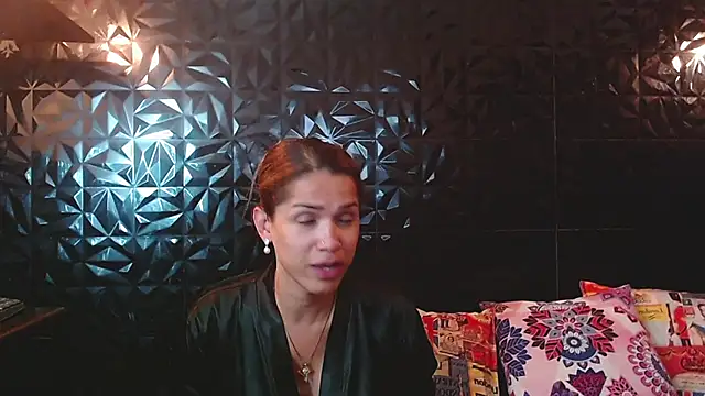 PINK  LOLA1 online show from March 31, 12:23 am