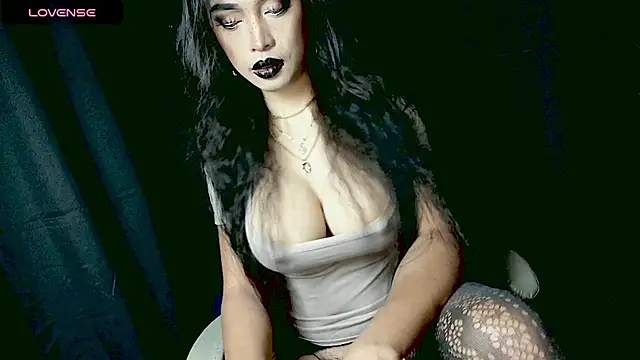 XXsexylongcockXX online show from February 3, 9:31 pm