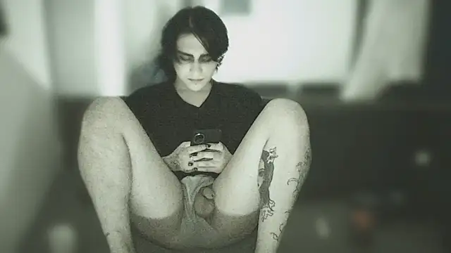 sademobeer online show from April 15, 7:58 pm