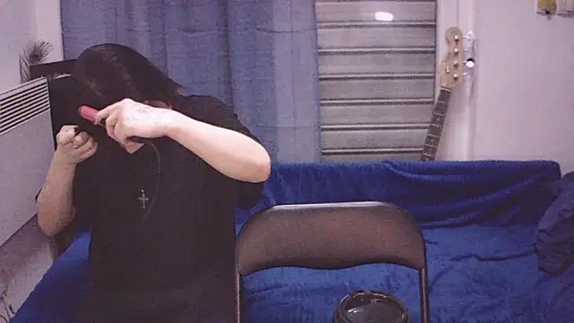 sademobeer online show from April 26, 10:41 pm