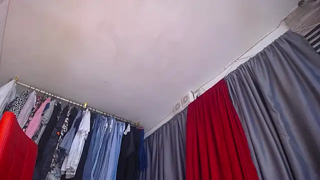 hornytsblonde online show from March 6, 3:17 pm