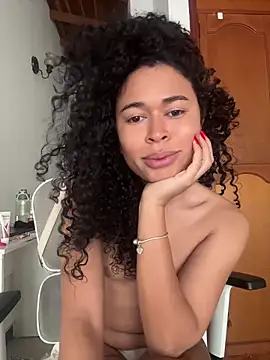 GabriSaenz online show from January 11, 2:57 pm