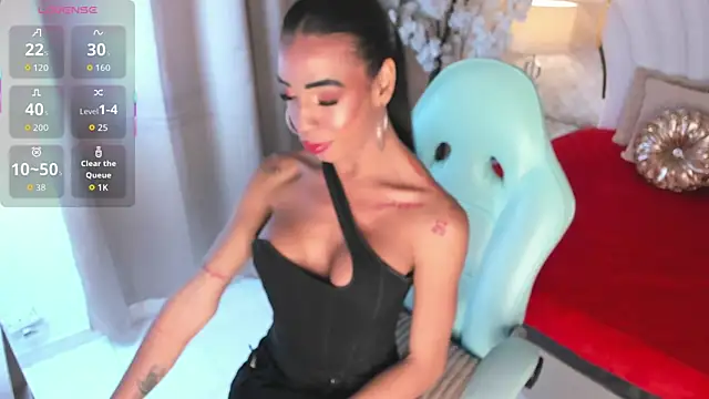Snapshot of KatalinaMillan chatting on September 26, 6:32 am KatalinaMillan online show from September 26, 6:32 am