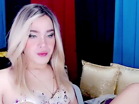 arianneXXX ts online show from March 6, 11:32 pm