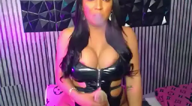 Original11inchesGiantTS online show from December 5, 9:33 pm