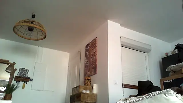 KatiaEnFeu online show from October 2, 1:55 pm