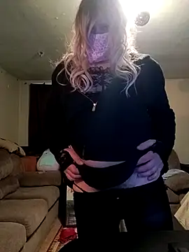 LittleblondeTS online show from February 13, 3:46 am