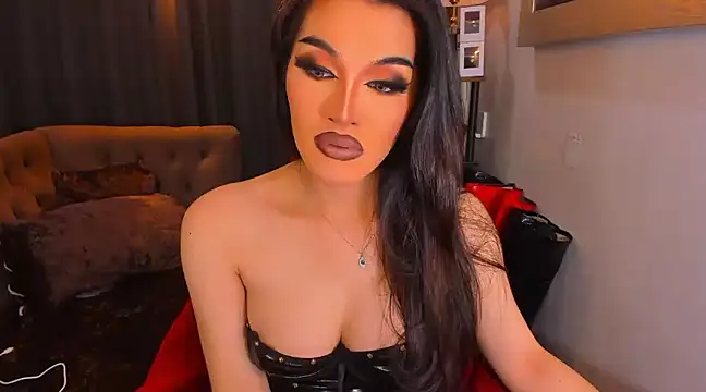 ChalanieFox online show from December 16, 1:43 pm