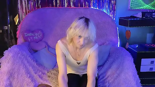 Alexa Cosmic online show from November 29, 2:46 am