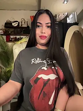 BigDominaMia online show from March 14, 4:27 am