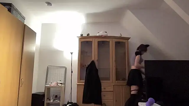 Femboykitten01 online show from March 5, 7:11 pm