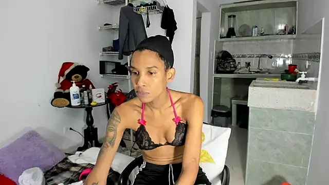 annieparker online show from March 4, 4:30 pm