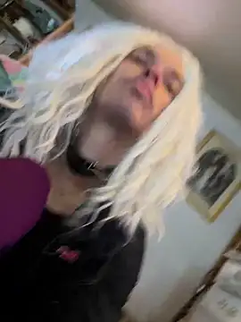 AshtonChicken online show from March 17, 3:56 pm