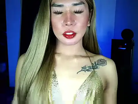 hotfuckingprincess online show from July 10, 12:53 pm