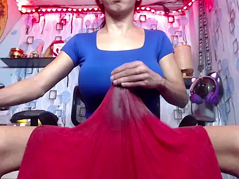 30cmUncutSelfsucker online show from June 4, 2:20 pm