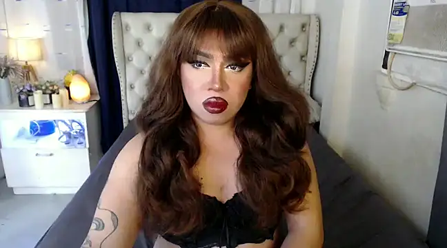 RebecaNextToYou online show from December 2, 4:48 pm