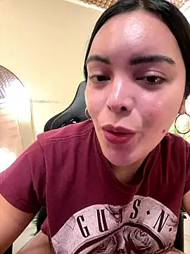 HotstuffCherrySummer online show from January 9, 10:09 am