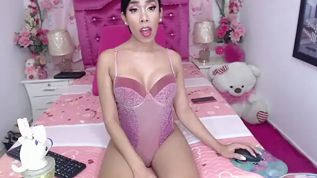 Divaxhermosa online show from January 24, 1:35 am