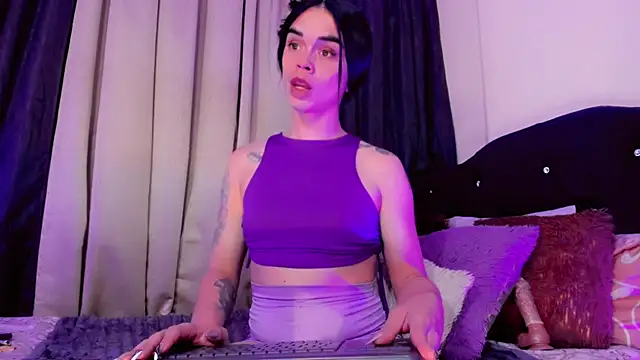 lesly xx online show from July 5, 3:44 am