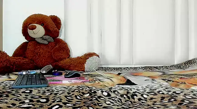 megann williams online show from February 14, 6:51 pm