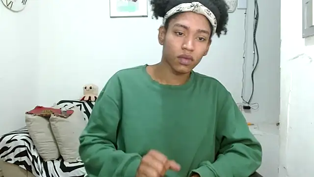 angelamarie1 online show from February 6, 1:28 pm