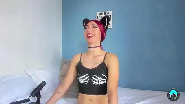 sofi elfqueen online show from October 22, 8:00 pm