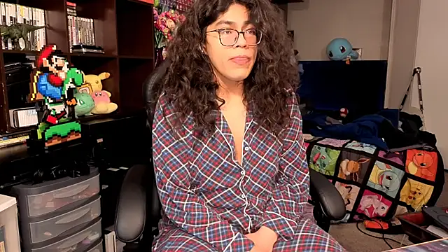 ShinyCherub online show from November 6, 1:05 am