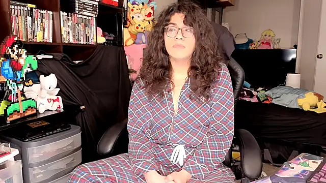 ShinyCherub online show from April 1, 9:10 am