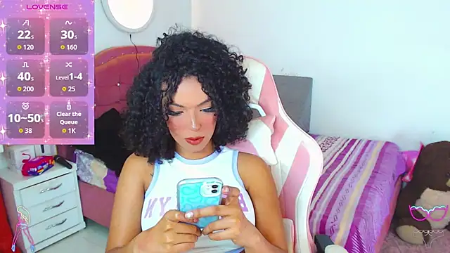 Tanedra collings online show from March 26, 3:32 am