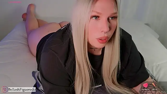 IsabellaFigueredo   online show from February 14, 8:54 am